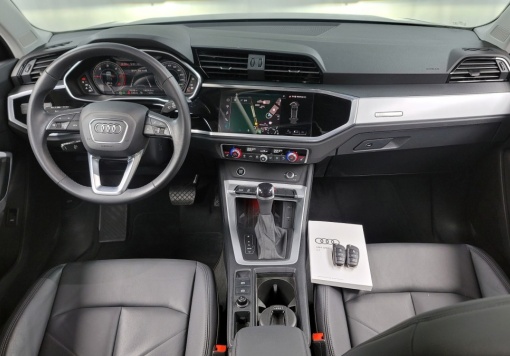 Audi Q3 (F3)