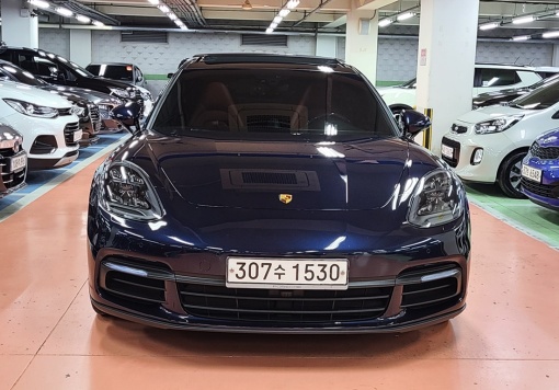 Porsche Panamera (971)