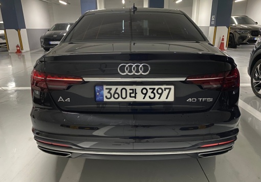 Audi A4 (B9)