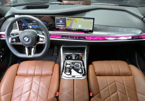 BMW 7 Series (G70)