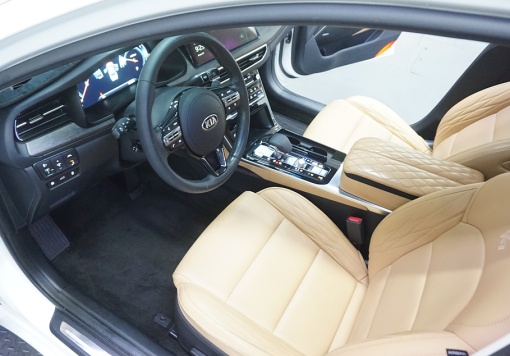 Kia K7 Premier
