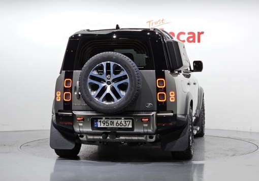 Land rover Defender (L663)