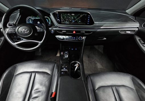 Hyundai Sonata Hybrid (DN8)