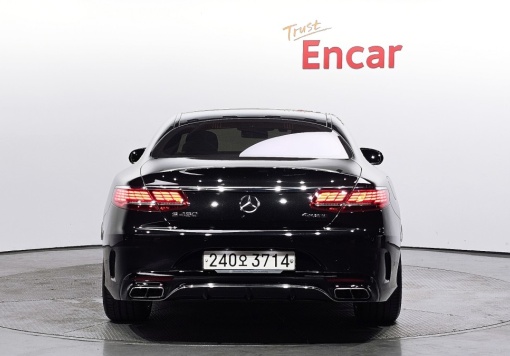 Mercedes-Benz S-Class W222