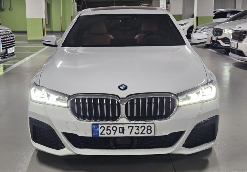 BMW 5 series (G30)
