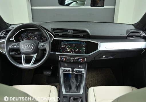 Audi Q3 (F3)