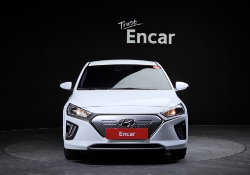 Hyundai The new Ioniq electric