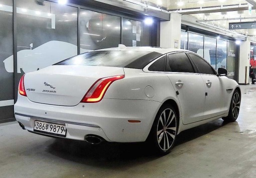 Jaguar All New XJ