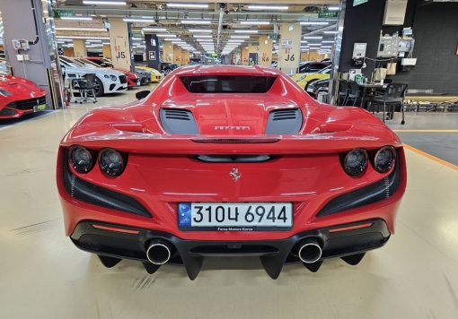 Ferrari F8 Spider