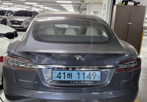 Tesla Model S