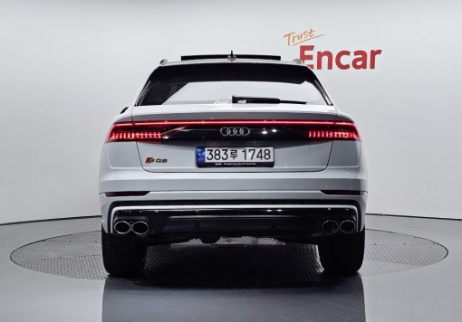 Audi SQ8