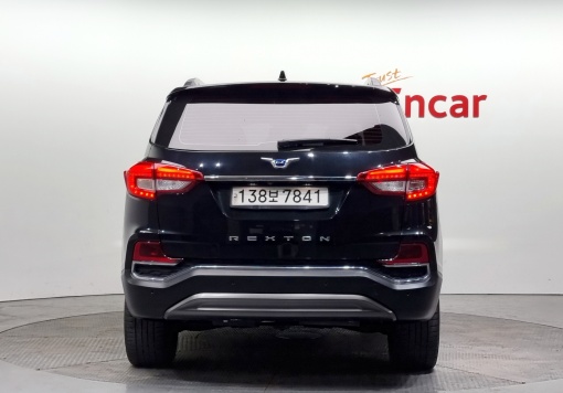 KG Mobility (Ssangyong) G4 Rexton
