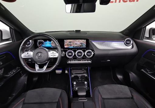 Mercedes-Benz EQA-H243