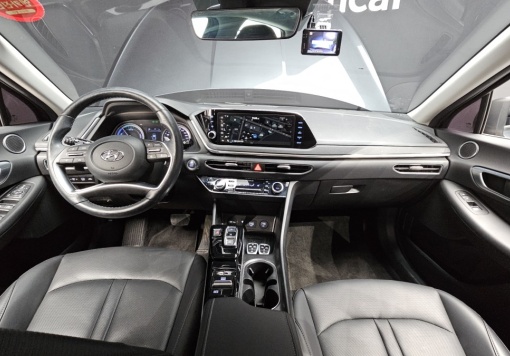 Hyundai Sonata Hybrid (DN8)