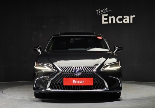 Lexus ES300h 7th generation