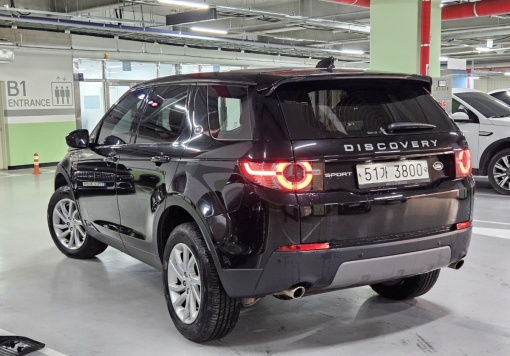 Land rover discovery sport