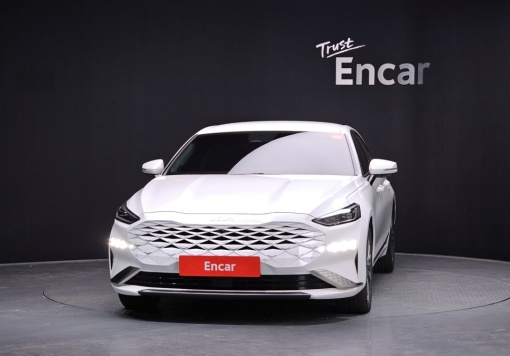 Kia K8 Hybrid
