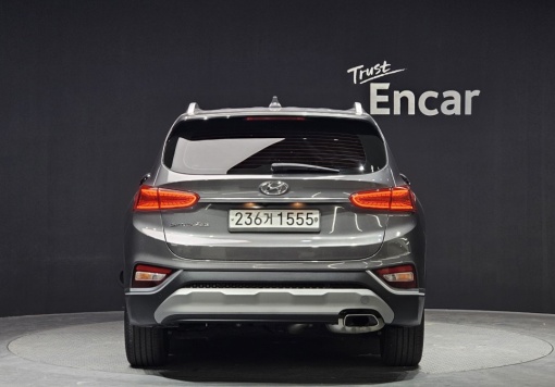 Hyundai Santa Fe TM