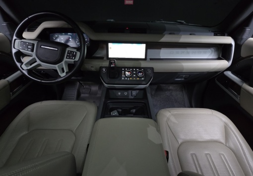 Land rover Defender (L663)