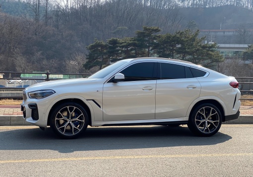 BMW X6 (G06)