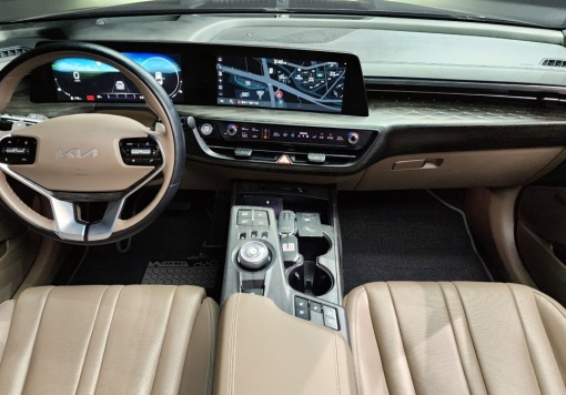 Kia K8 Hybrid