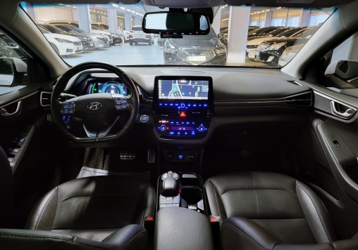 Hyundai The new Ioniq electric