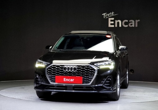 Audi Q3 (F3)