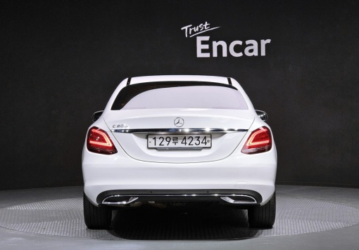 Mercedes-Benz C-Class W205