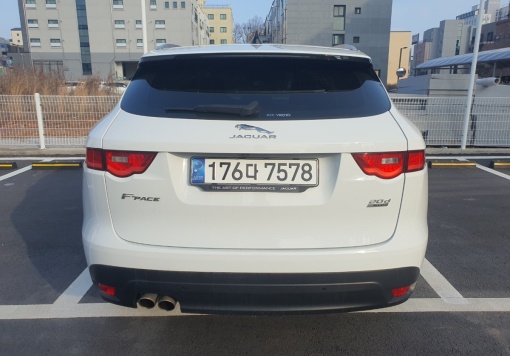 Jaguar F-PACE