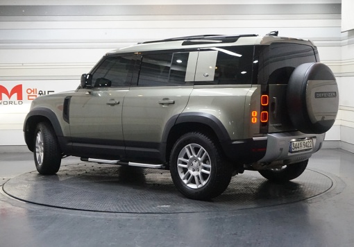Land rover Defender (L663)