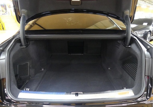 Audi A8 (D5)