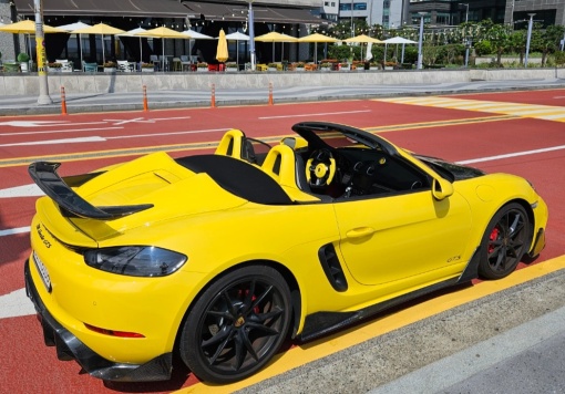 Porsche 718 boxster