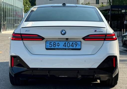 BMW i5 (G60)