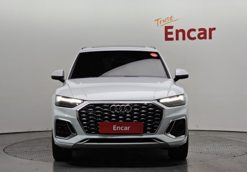Audi Q5 (FY)