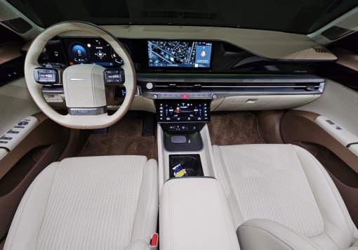 Hyundai Grandeur (GN7)