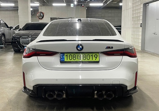 BMW M4 (G82)