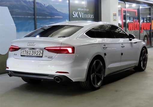 Audi A5 (F5)