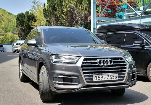 Audi Q7 (4M)