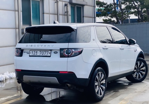 Land rover discovery sport