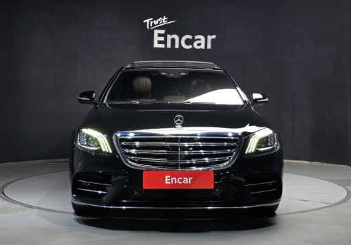 Mercedes-Benz S-Class W222