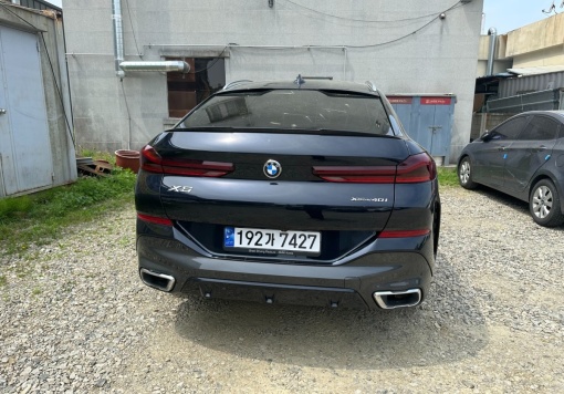 BMW X6 (G06)