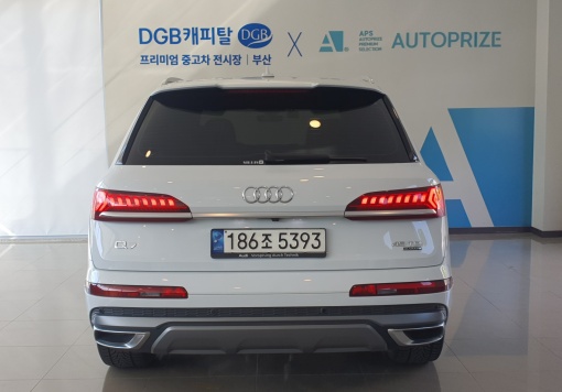 Audi Q7 (4M)