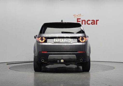 Land rover discovery sport