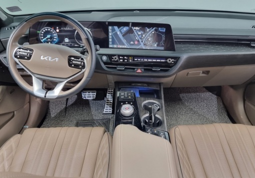 Kia K8 Hybrid