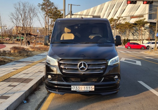 Mercedes-Benz sprinter