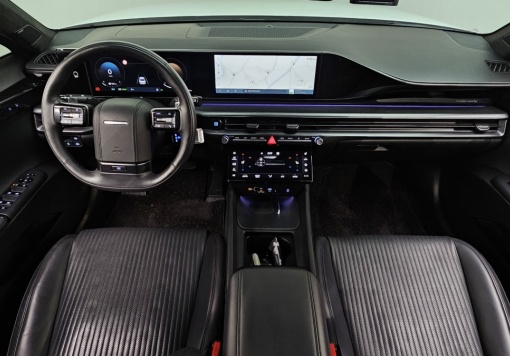 Hyundai Grandeur Hybrid (GN7)