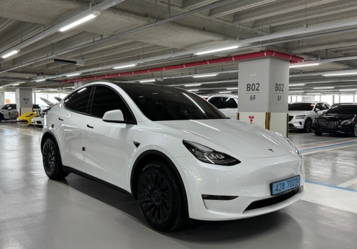 Tesla model Y