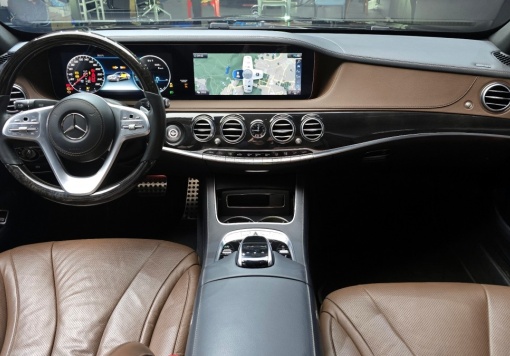 Mercedes-Benz S-Class W222