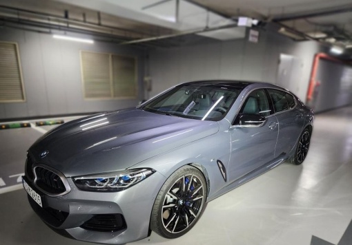 BMW 8 Series (G15)
