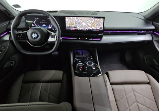 BMW 5 Series (G60)
